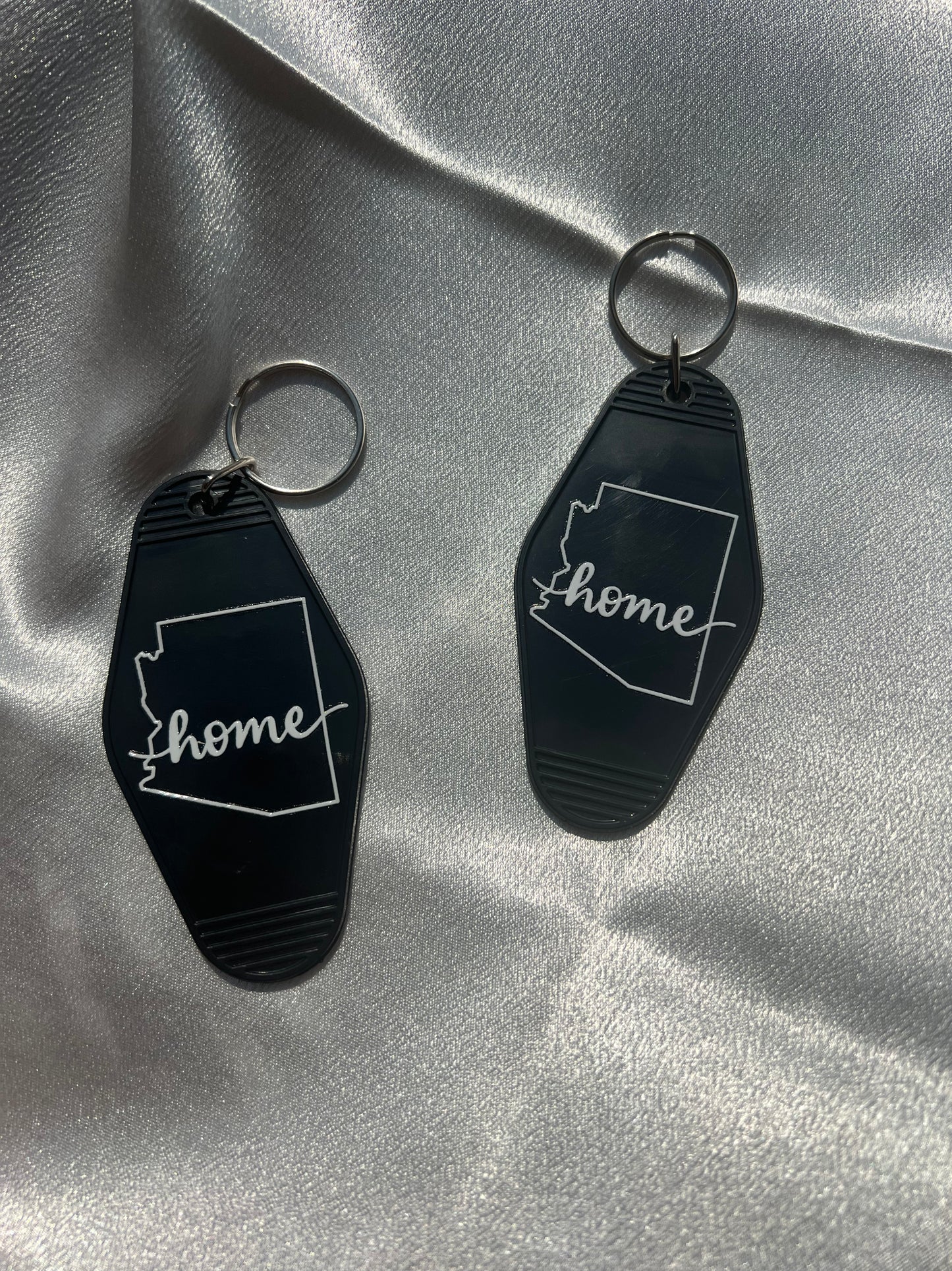 Black Arizona Home Motel Keychain