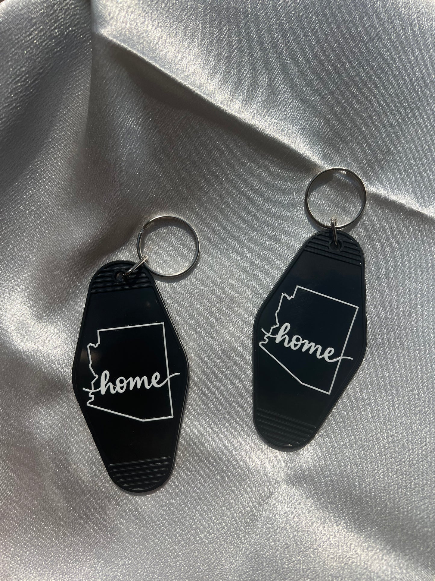 Black Arizona Home Motel Keychain