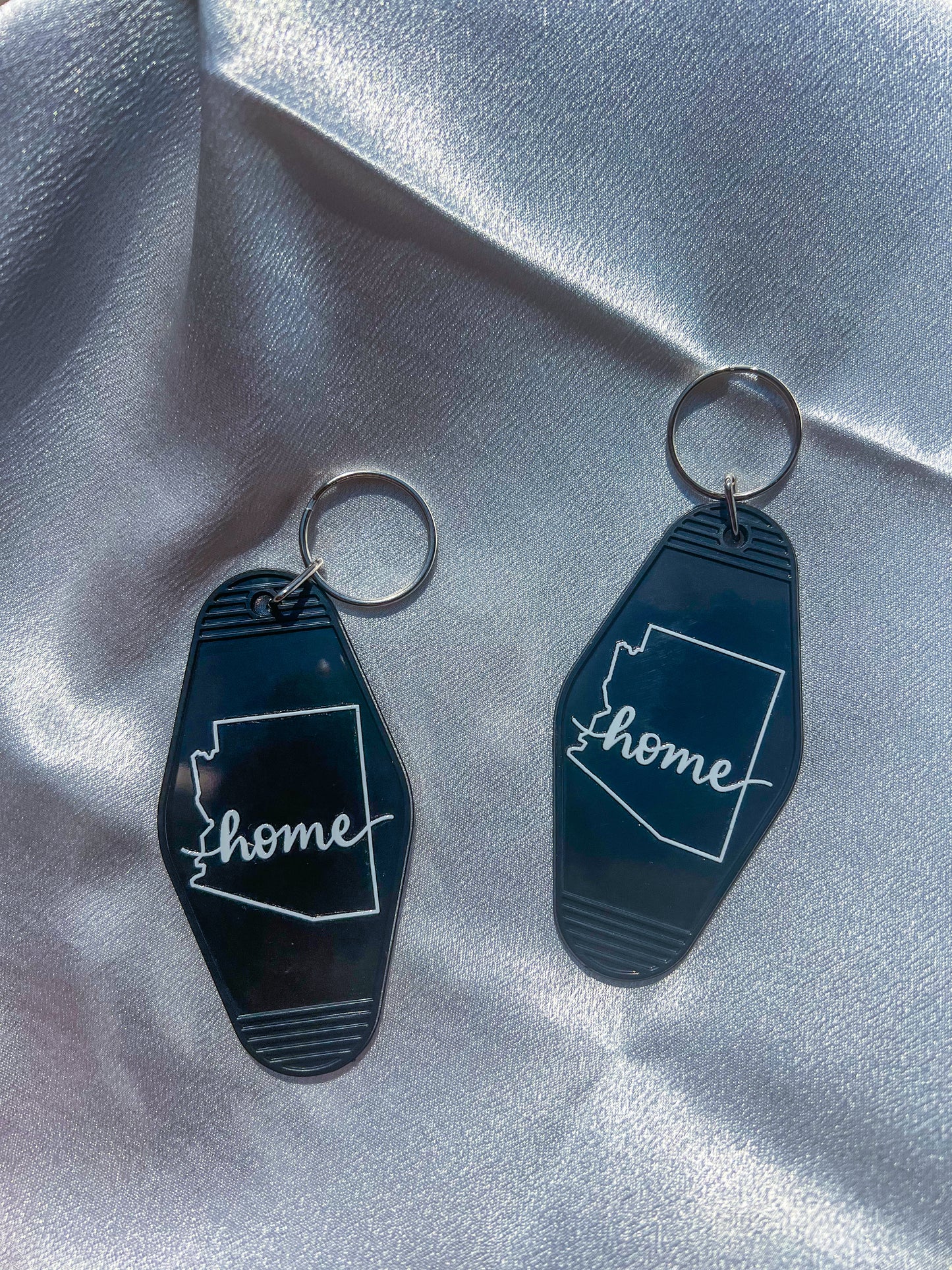 Black Arizona Home Motel Keychain