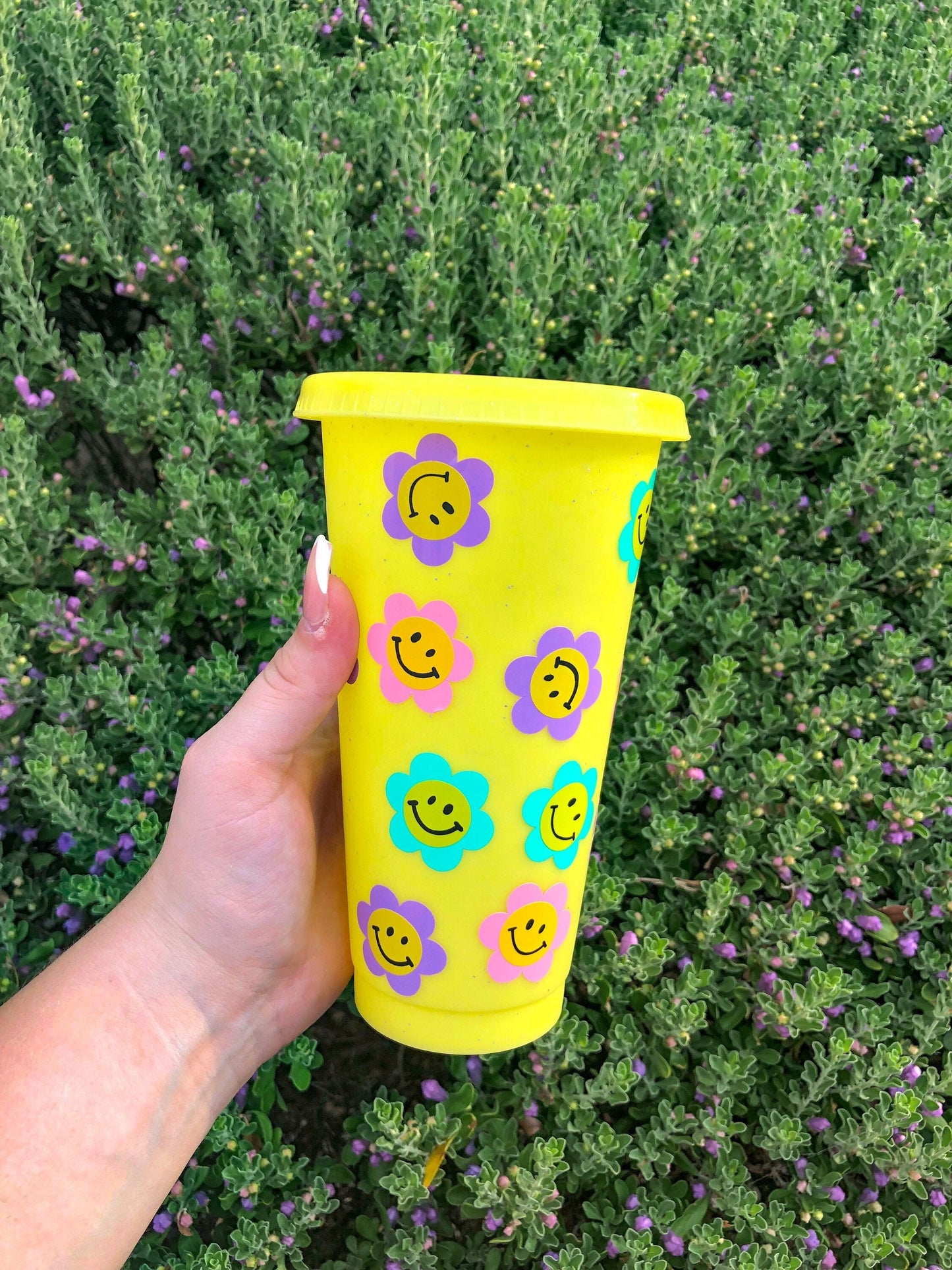 Flower Smiley Face Yellow Glitter Decorated Cold Cup - ShopCassiesCrafts