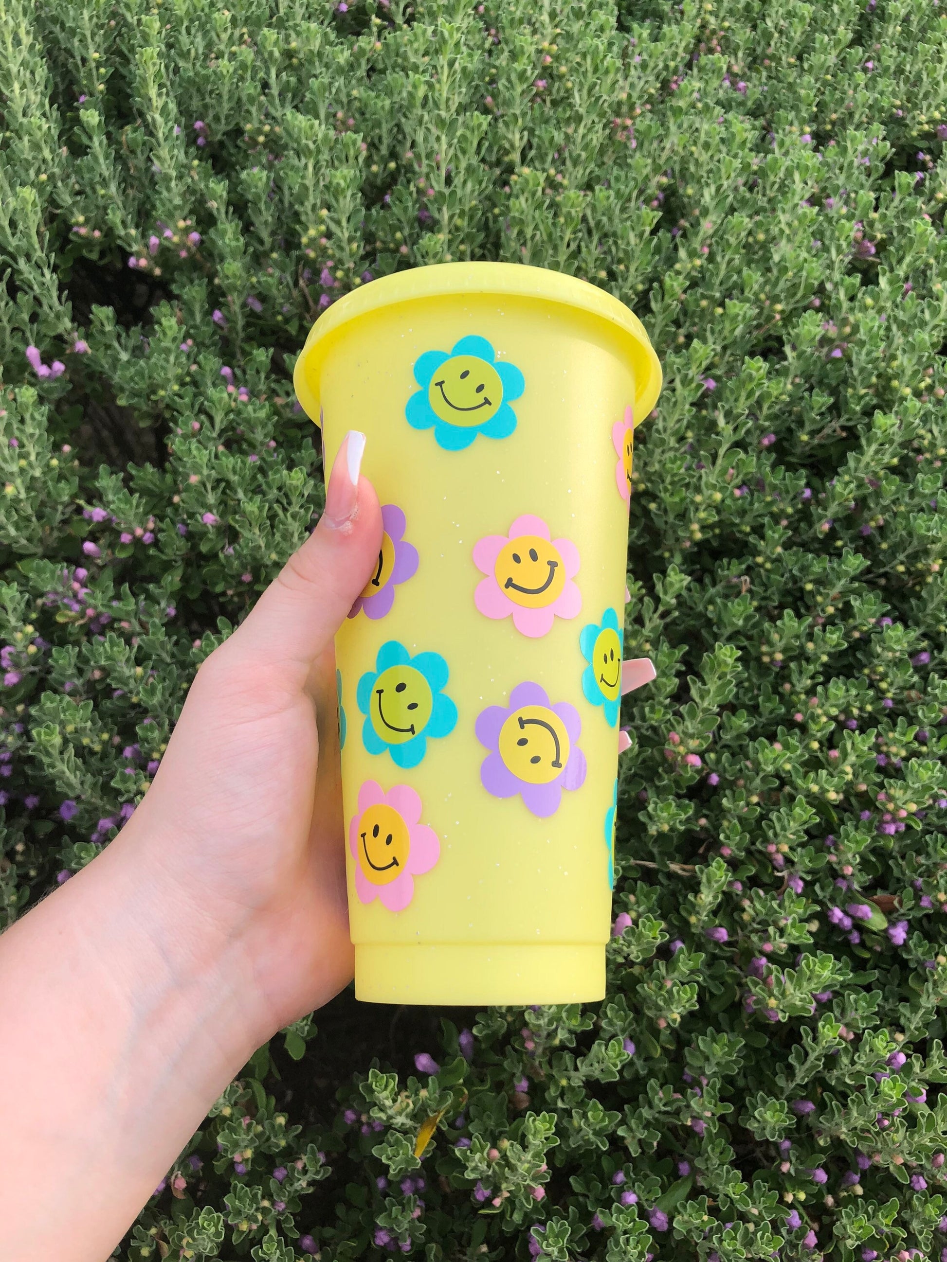 Flower Smiley Face Yellow Glitter Decorated Cold Cup - ShopCassiesCrafts