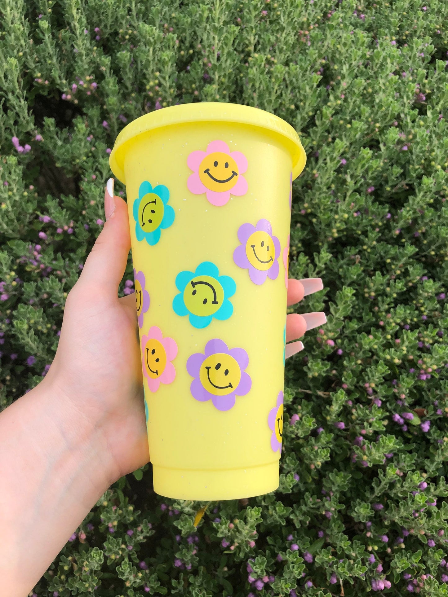 Flower Smiley Face Yellow Glitter Decorated Cold Cup - ShopCassiesCrafts