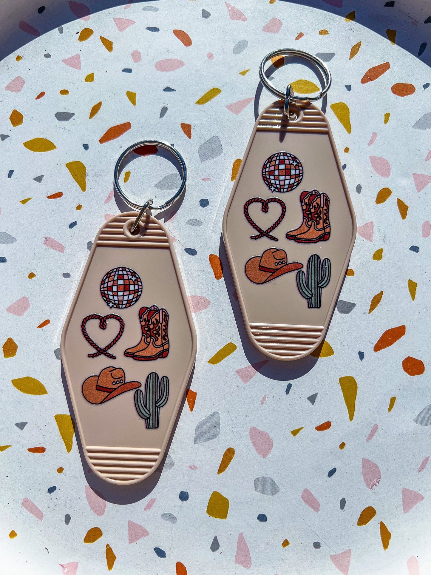 Beige Retro Western Motel Keychain - ShopCassiesCrafts