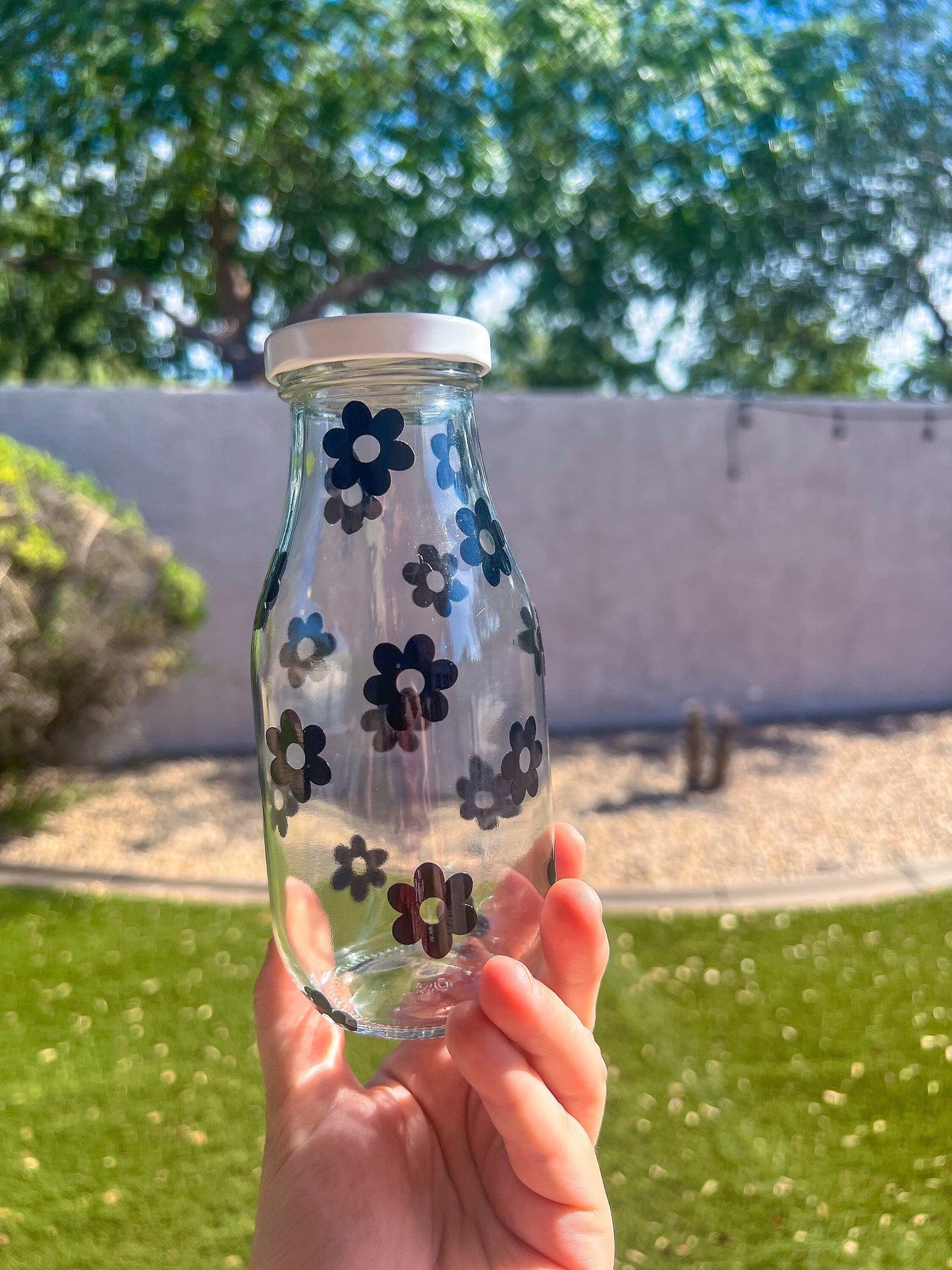 Black Flowers Decorated Glass Milk Bottle with Lid