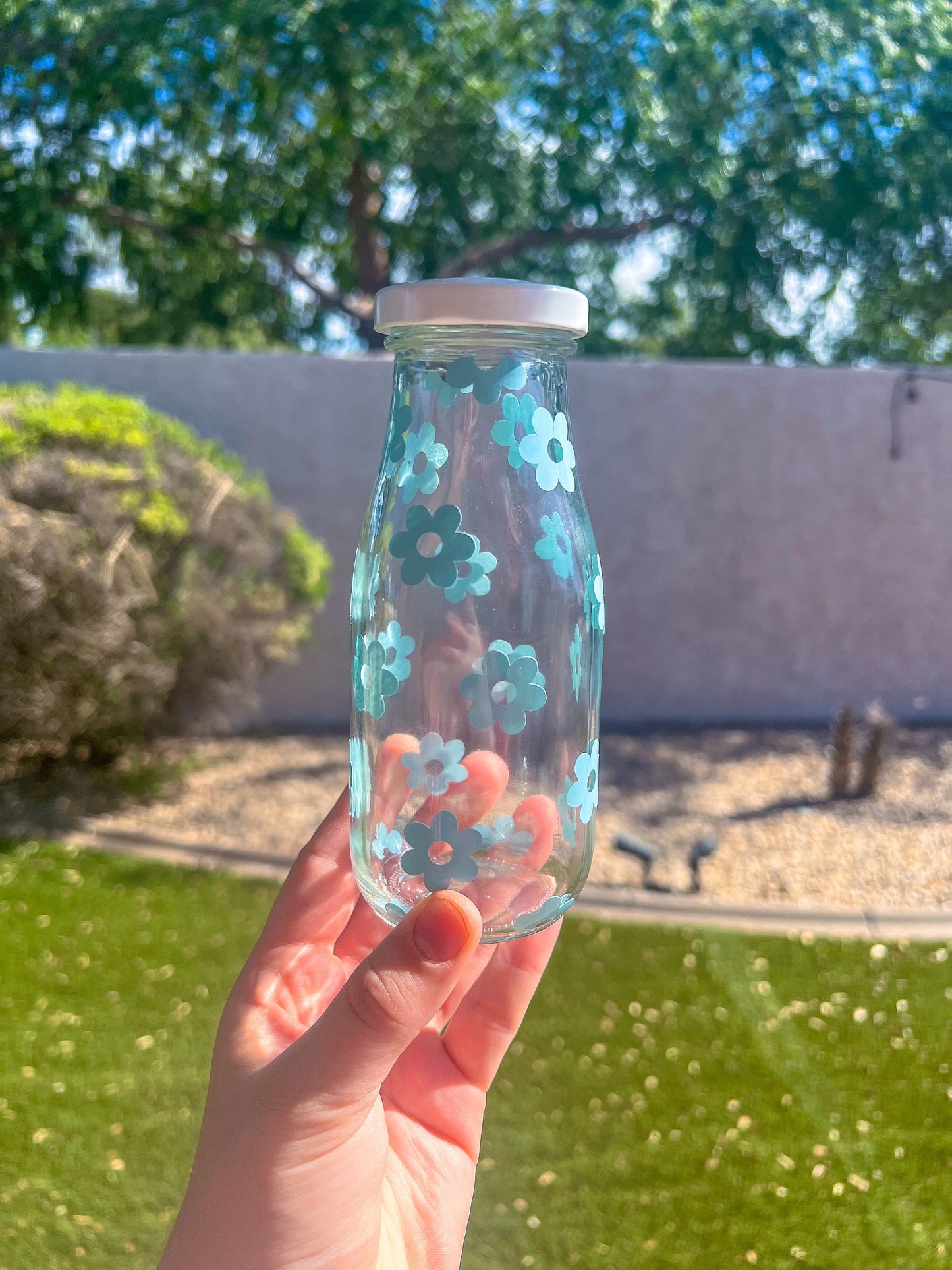 Blue Flowers Decorated Glass Milk Bottle with Lid