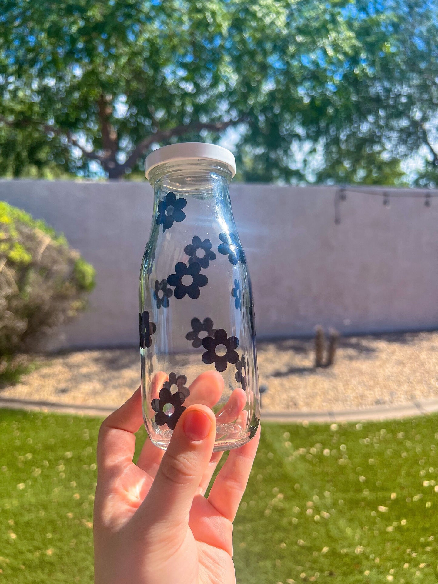 Black Flowers Decorated Glass Milk Bottle with Lid