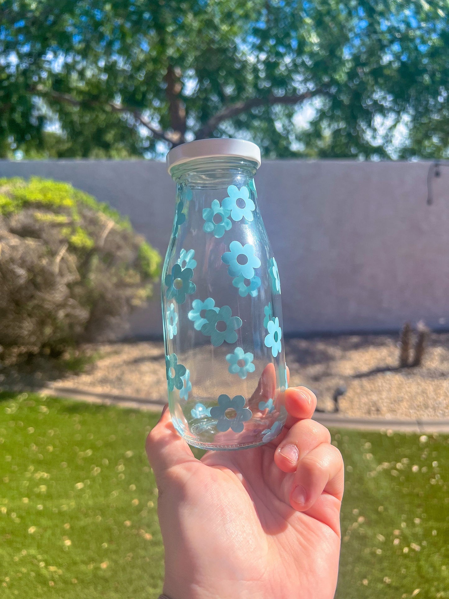 Blue Flowers Decorated Glass Milk Bottle with Lid