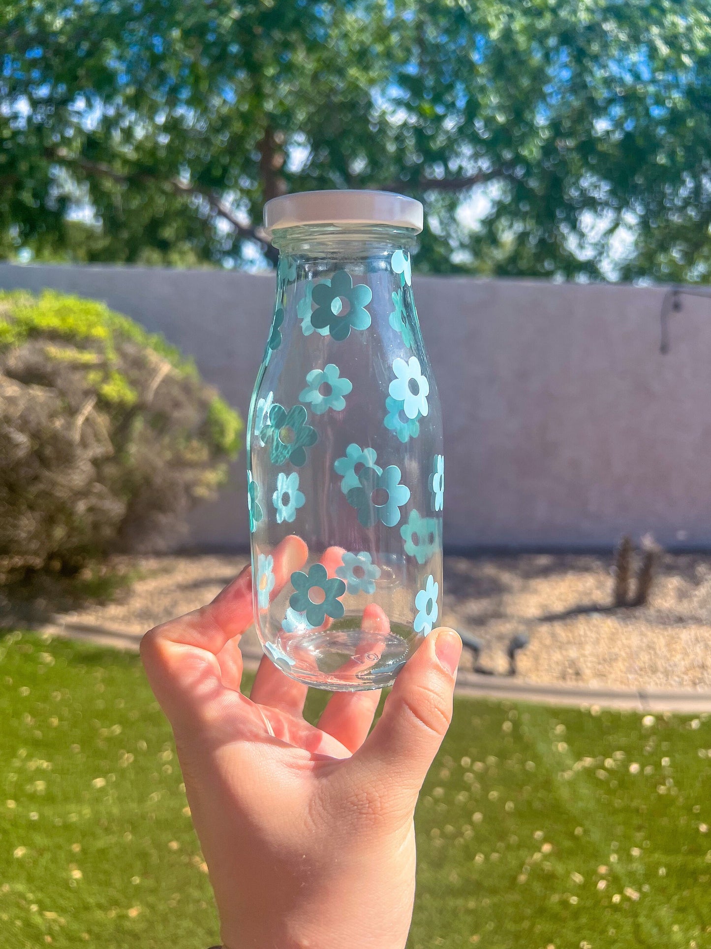 Blue Flowers Decorated Glass Milk Bottle with Lid