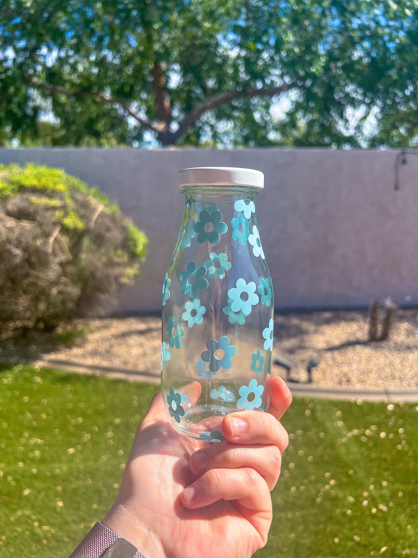 Blue Flowers Decorated Glass Milk Bottle with Lid