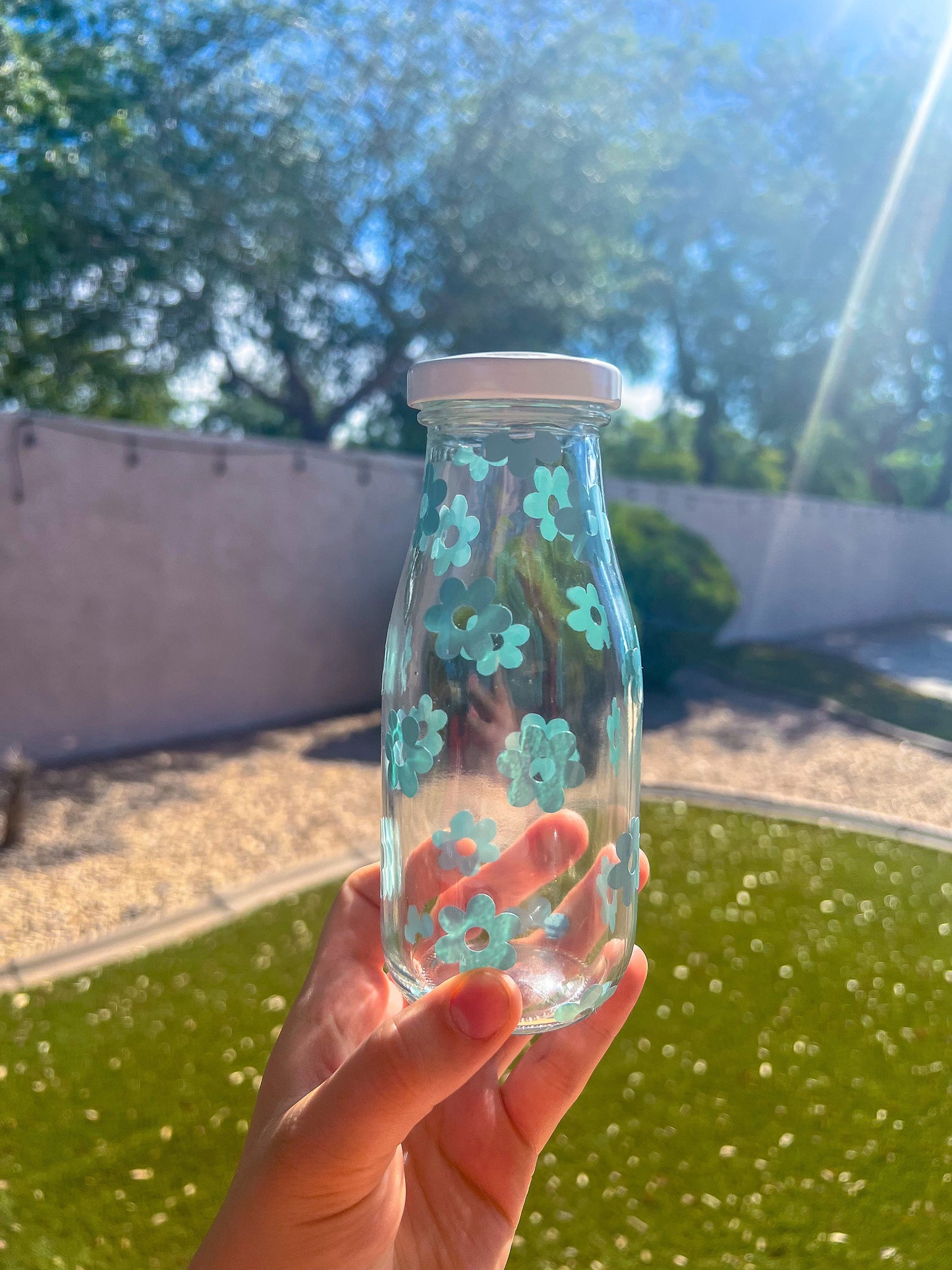 Blue Flowers Decorated Glass Milk Bottle with Lid