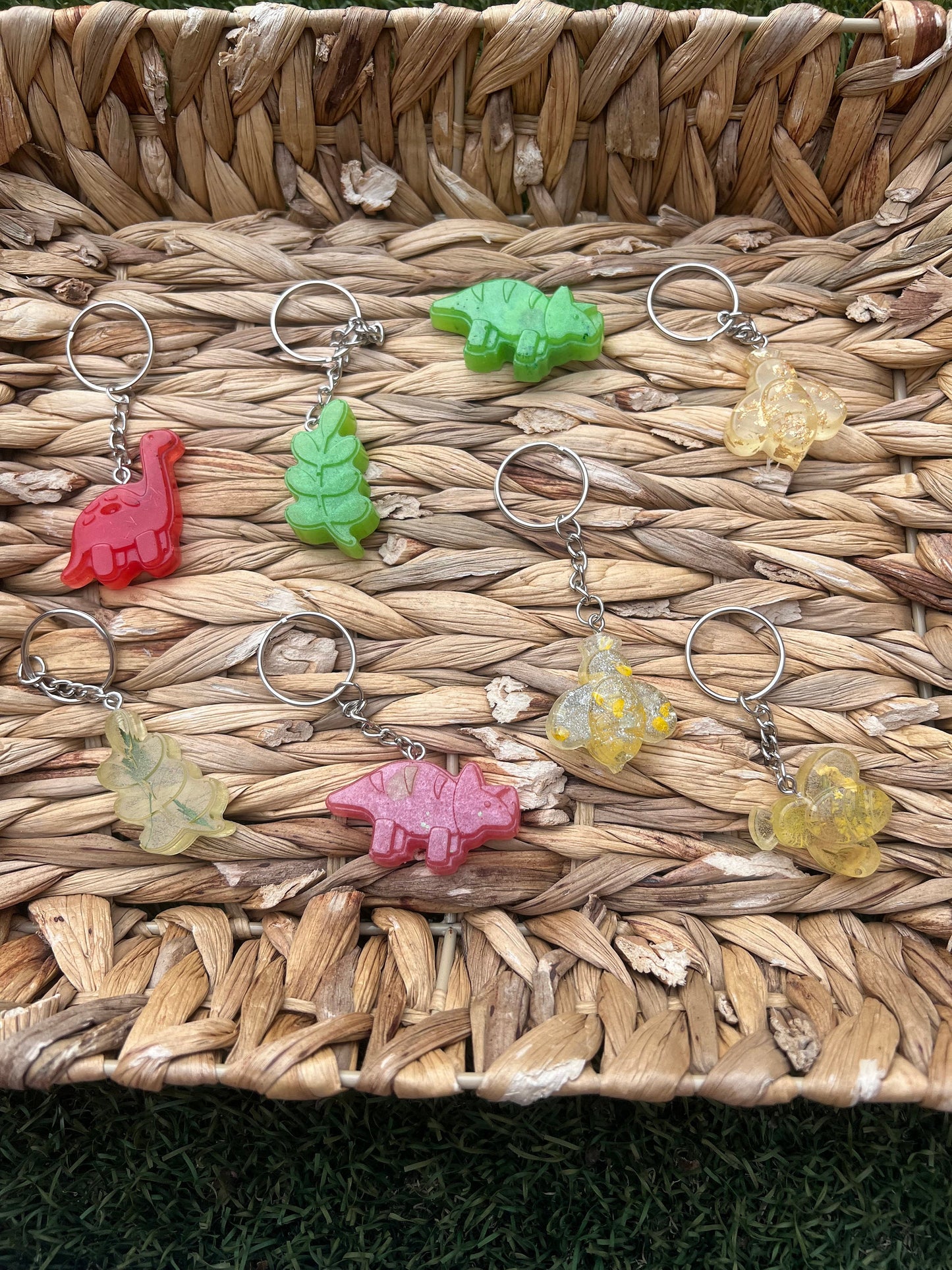 Dinosaur / Floral / Bees Resin Keychains - Read Description!