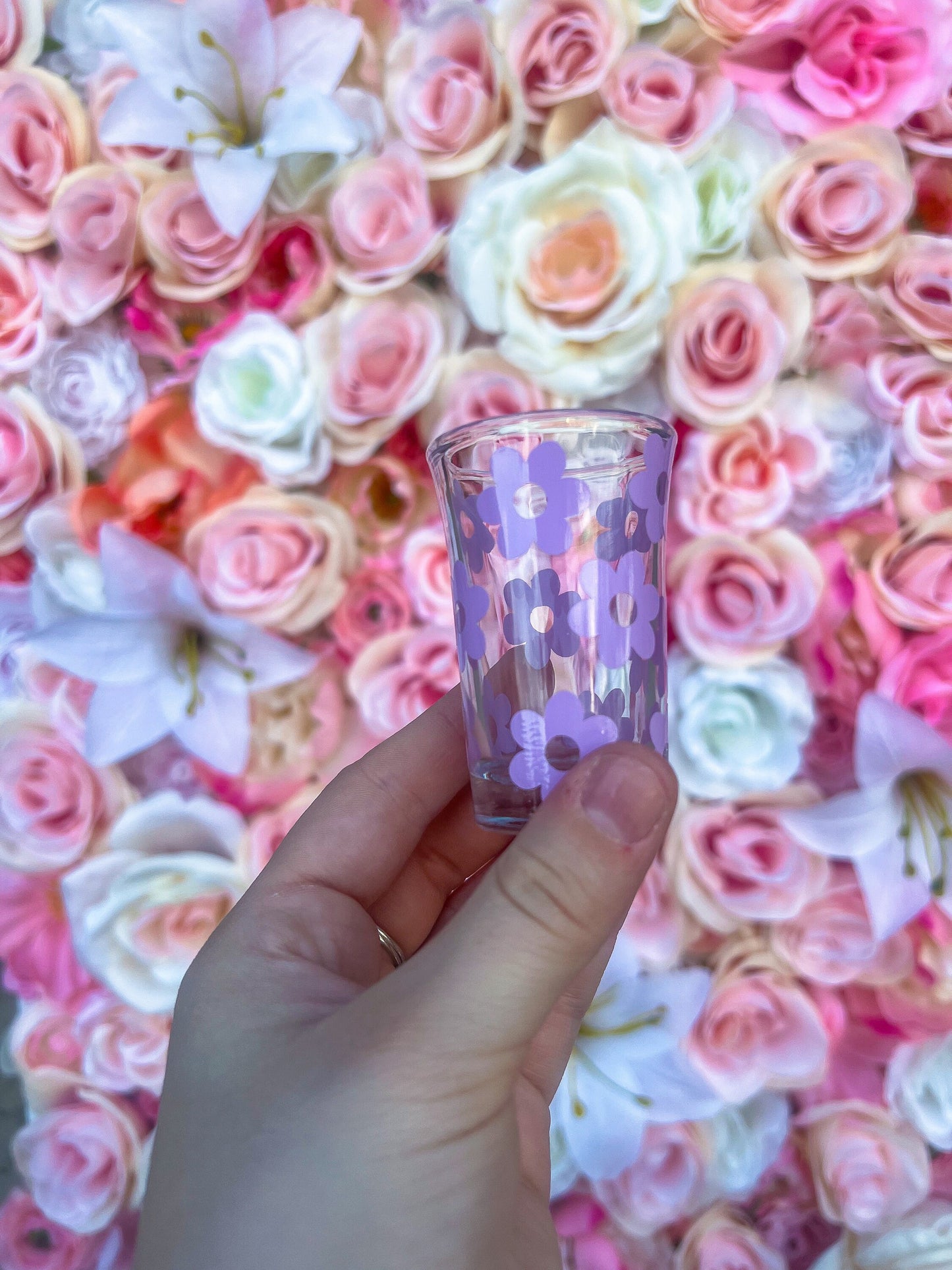 Purple Flowers Decorated Glass Shot Glass - ShopCassiesCrafts