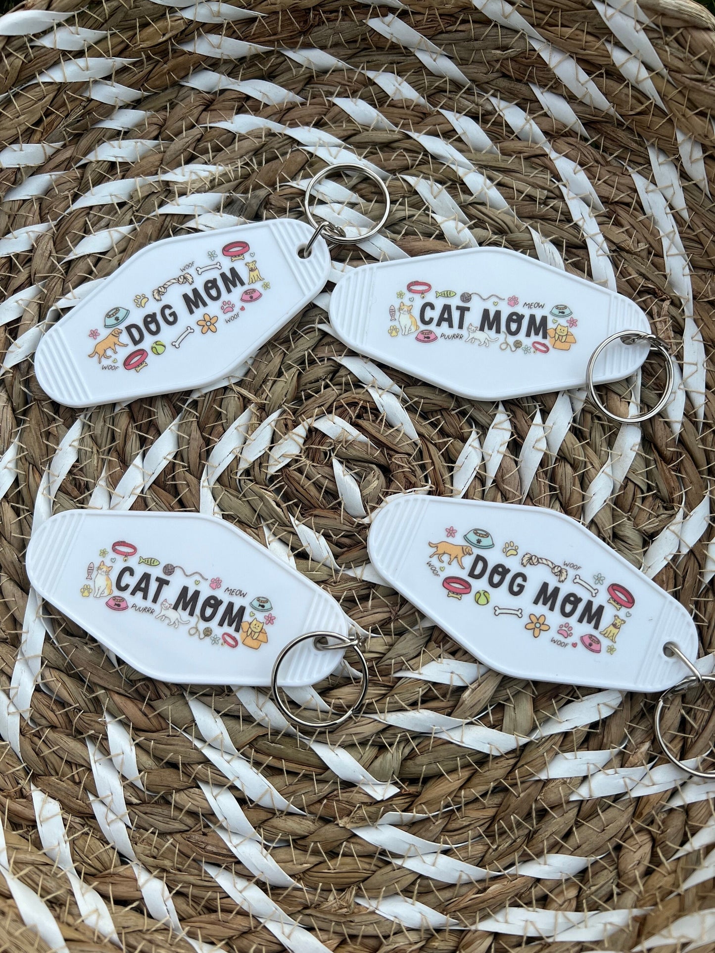 Dog Mom Motel Keychain - ShopCassiesCrafts