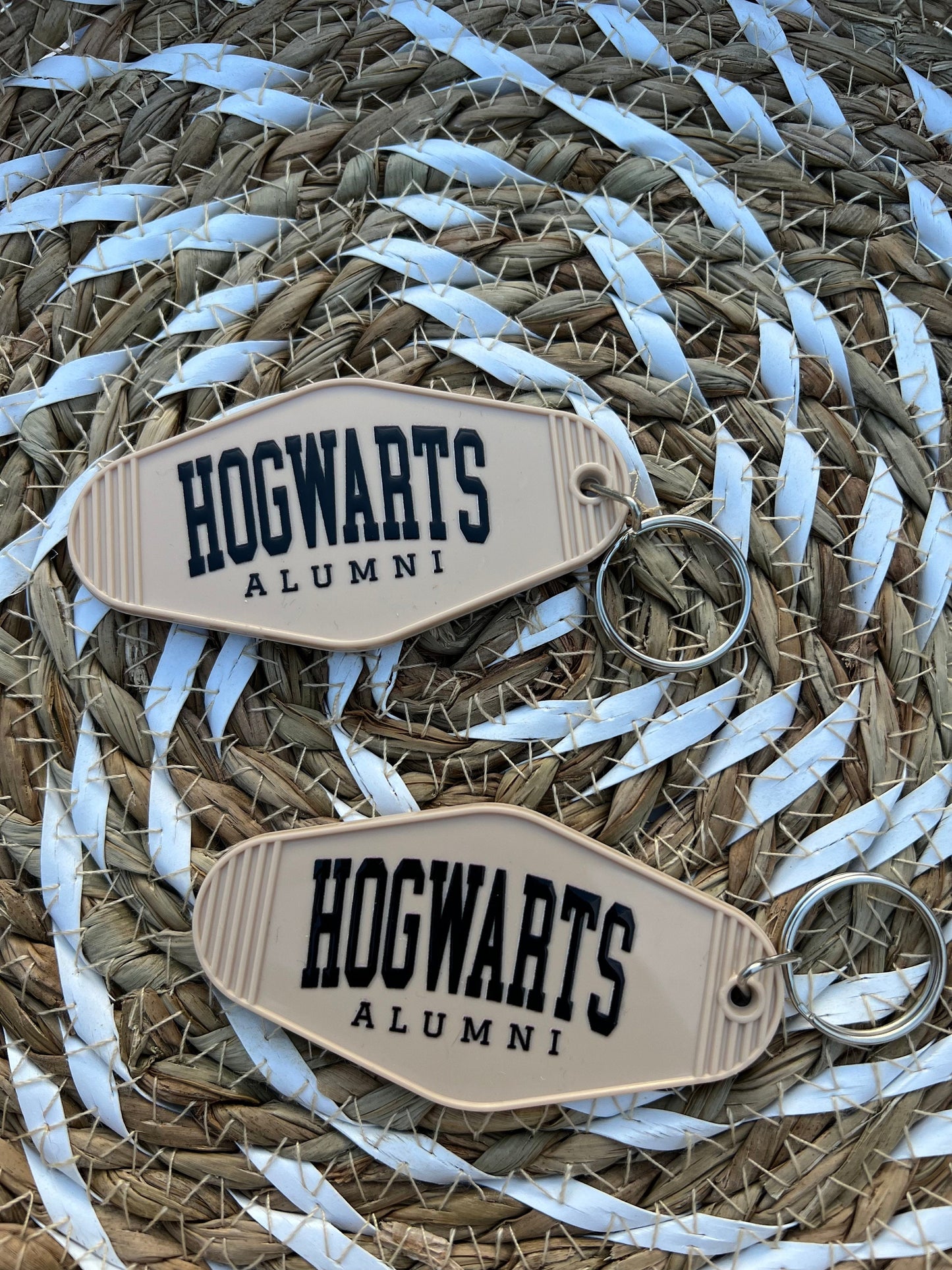 Hogwarts Alumni Motel Keychain