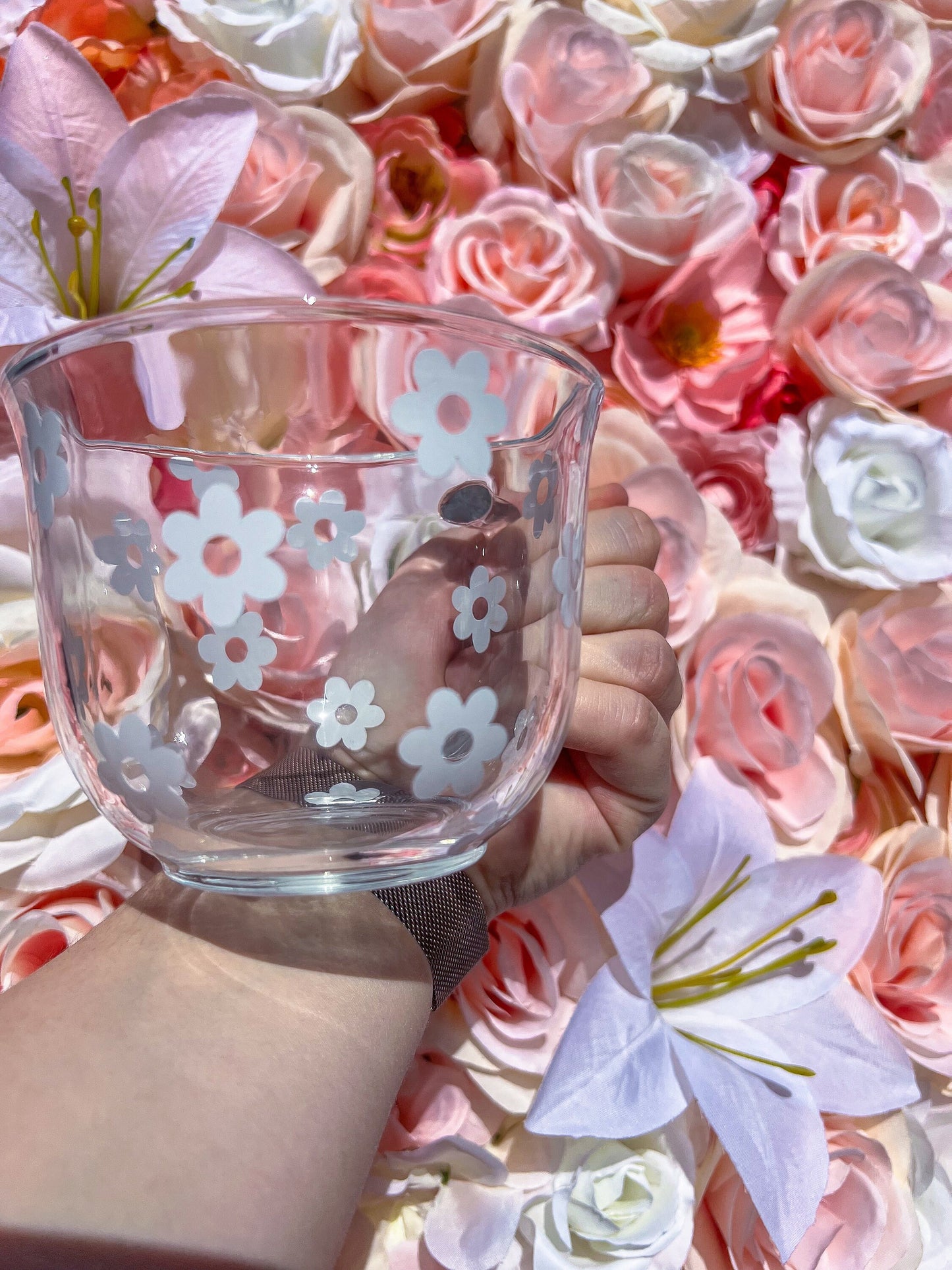 White Daisy Glass Mug