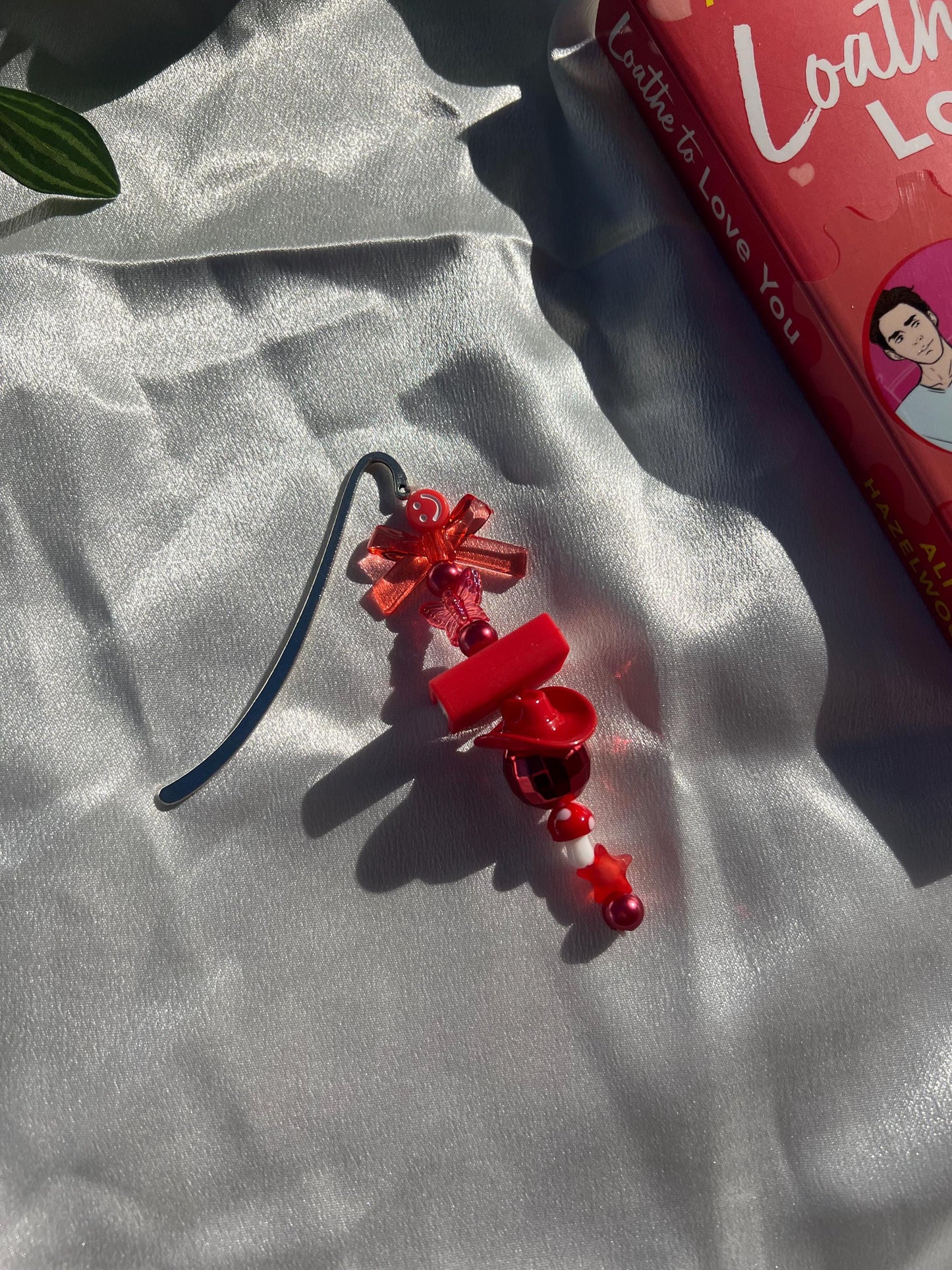 Red Aesthetic Beaded Bookmark Charm || Aesthetic Handmade Charms for Books || Book Accessory