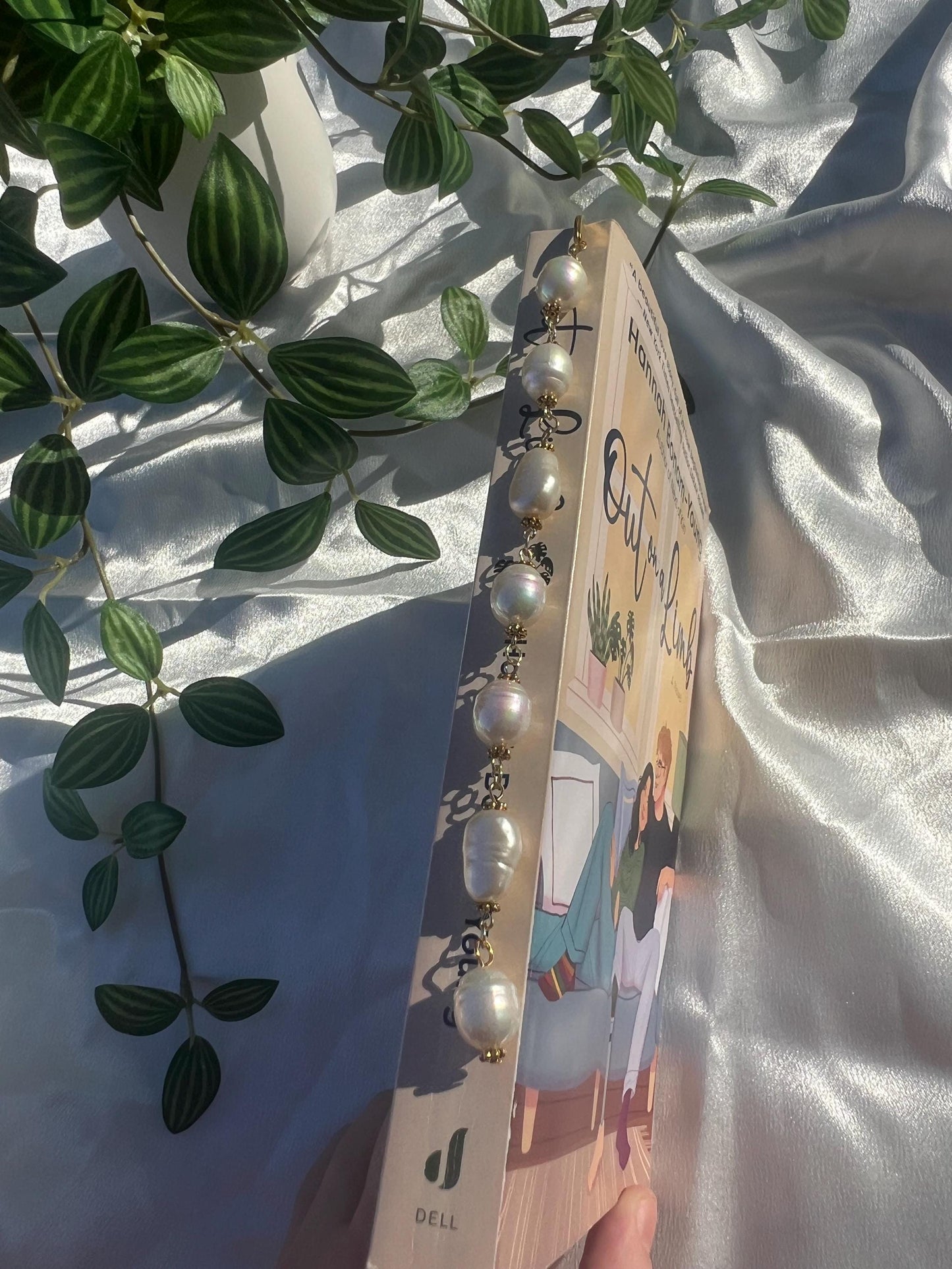 Gold Pearl Engraved Bookmark Charm || Aesthetic Handmade Charms for Books || Beaded Book Accessory