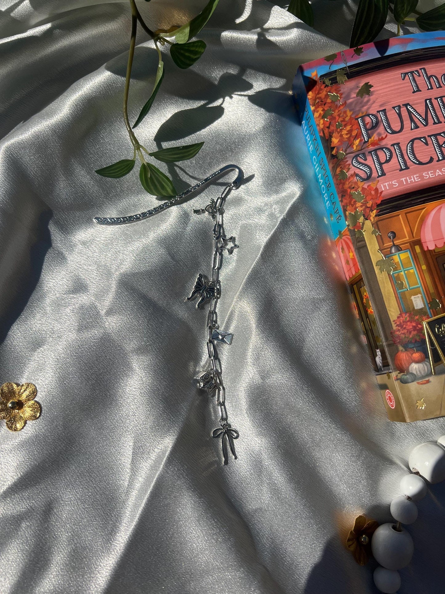 Dainty Silver Bookmark Charm || Aesthetic Handmade Charms for Books || Beaded Book Accessory