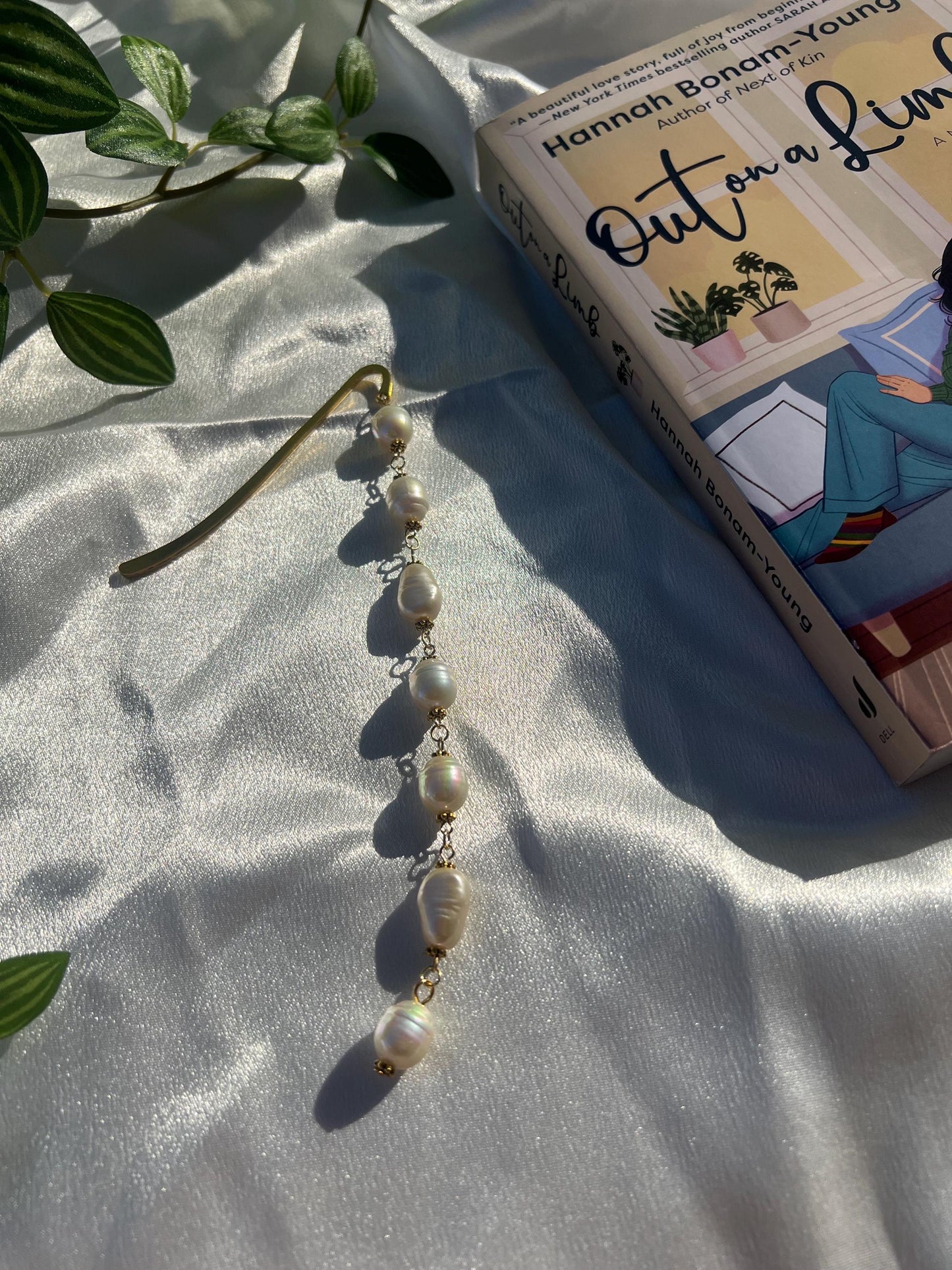 Gold Pearl Engraved Bookmark Charm || Aesthetic Handmade Charms for Books || Beaded Book Accessory